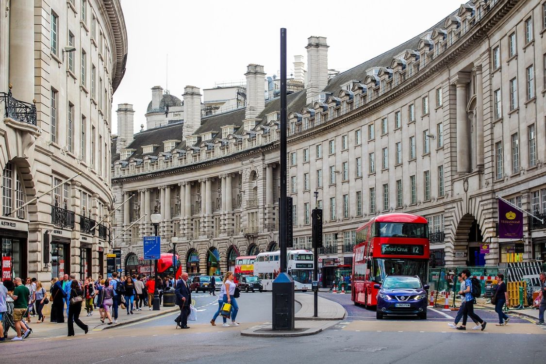 Hatalmas repedések jelentek meg a londoni házakon az egymást követő hőhullámok után