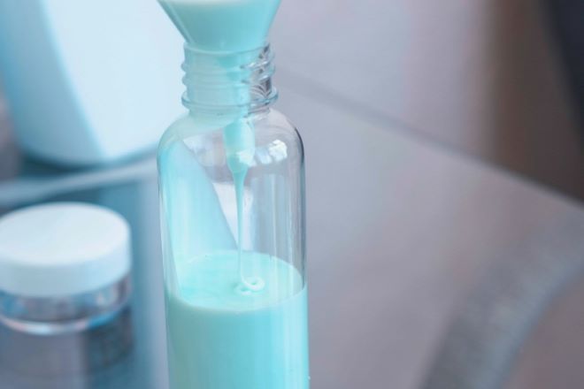 egy hónap alatt lebomló műanyag